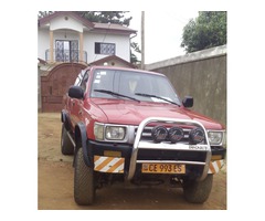 toyota hilux 4x4 à vendre tres bon prix